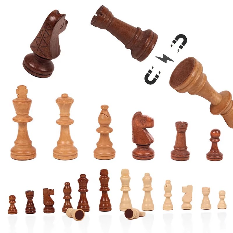 Magnetic Wooden Folding Chess  - Board Game Yearbook 评论和价格