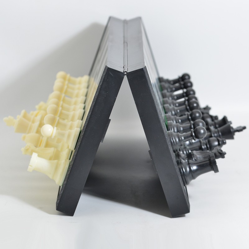 Folding Magnetic Chess Portabl - Board Game Yearbook 评论和价格