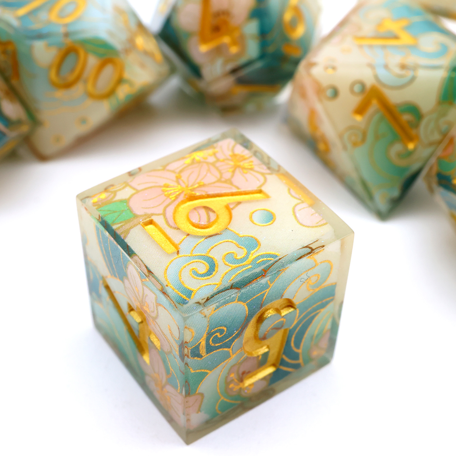 Enchanting DND Dice Set with O - Board Game Live 评论和价格