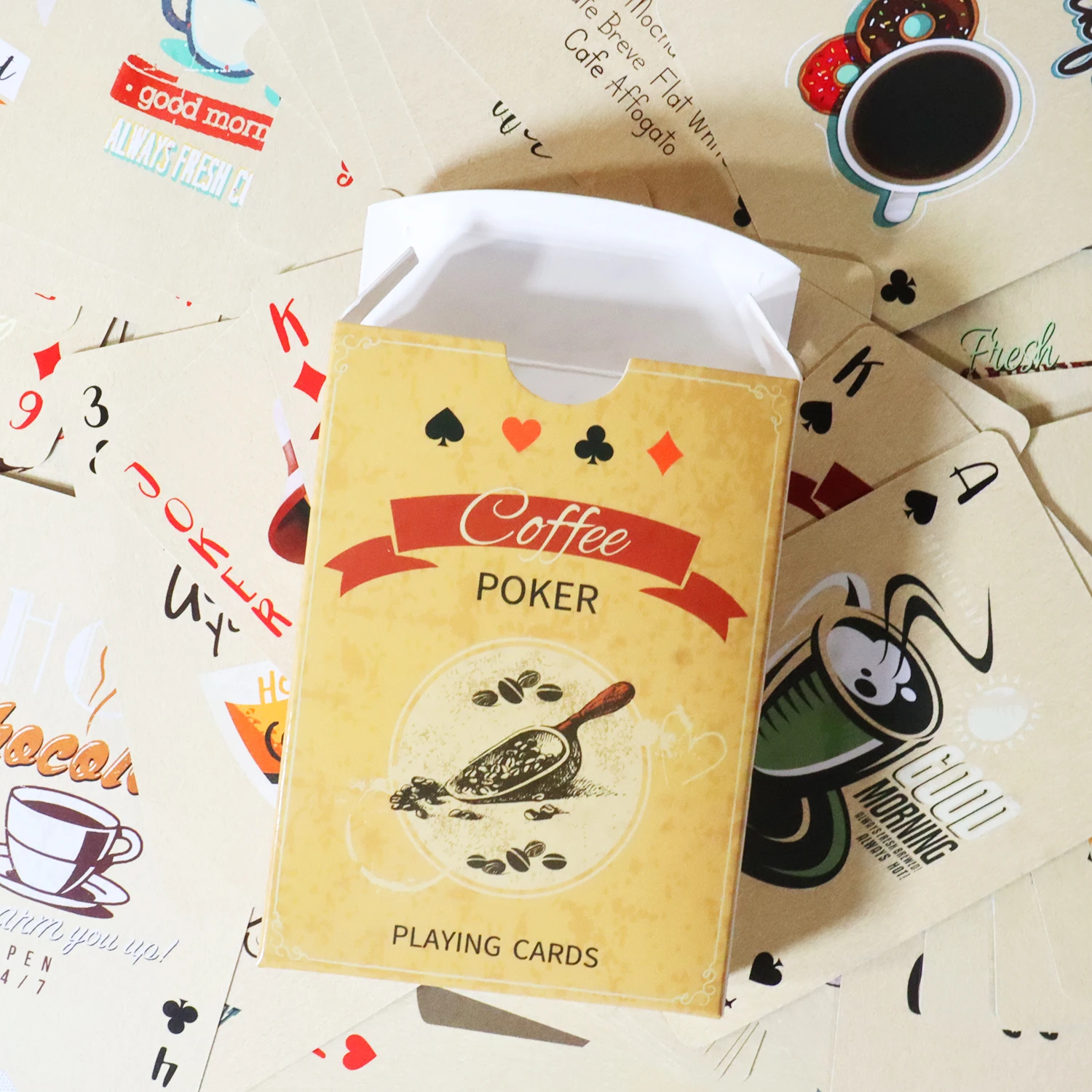 Coffee Paper Playing Cards Vin - Board Game Yearbook 评论和价格