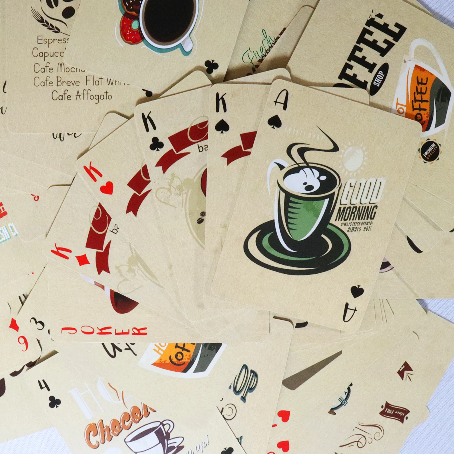 Coffee Paper Playing Cards Vin - Board Game Yearbook 评论和价格
