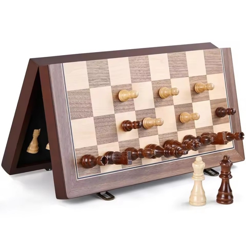 Wooden Magnetic Chess Set for  - Board Game Yearbook 评论和价格