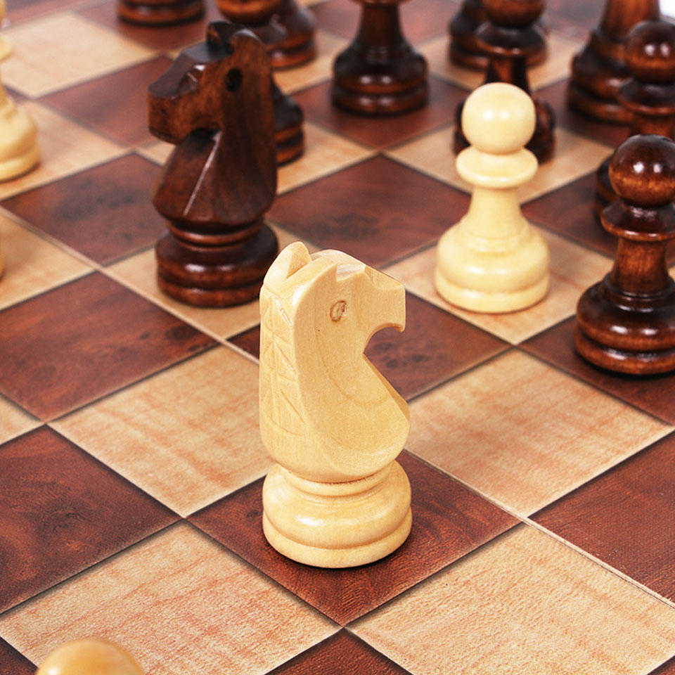 3 in 1 Wooden Chess Backgammon - Board Game Yearbook 评论和价格